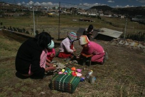 Family in a backyard in the mining town of Cerro de Pasco, Peru. (Vladimir Gil/Earth Institute)
