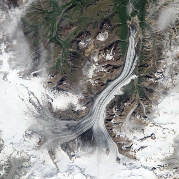 A large landslide in Alaska’s Wrangell-St. Elias range in July 2013 was detected using the global seismic network. (NASA)