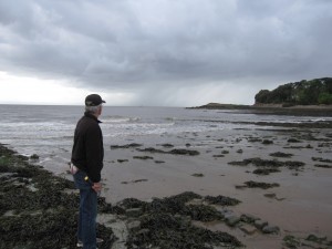 Along the coast Wales, ancient rocks may hold clues to the cause of a global extinction that helped spur the evolution of dinosaurs.