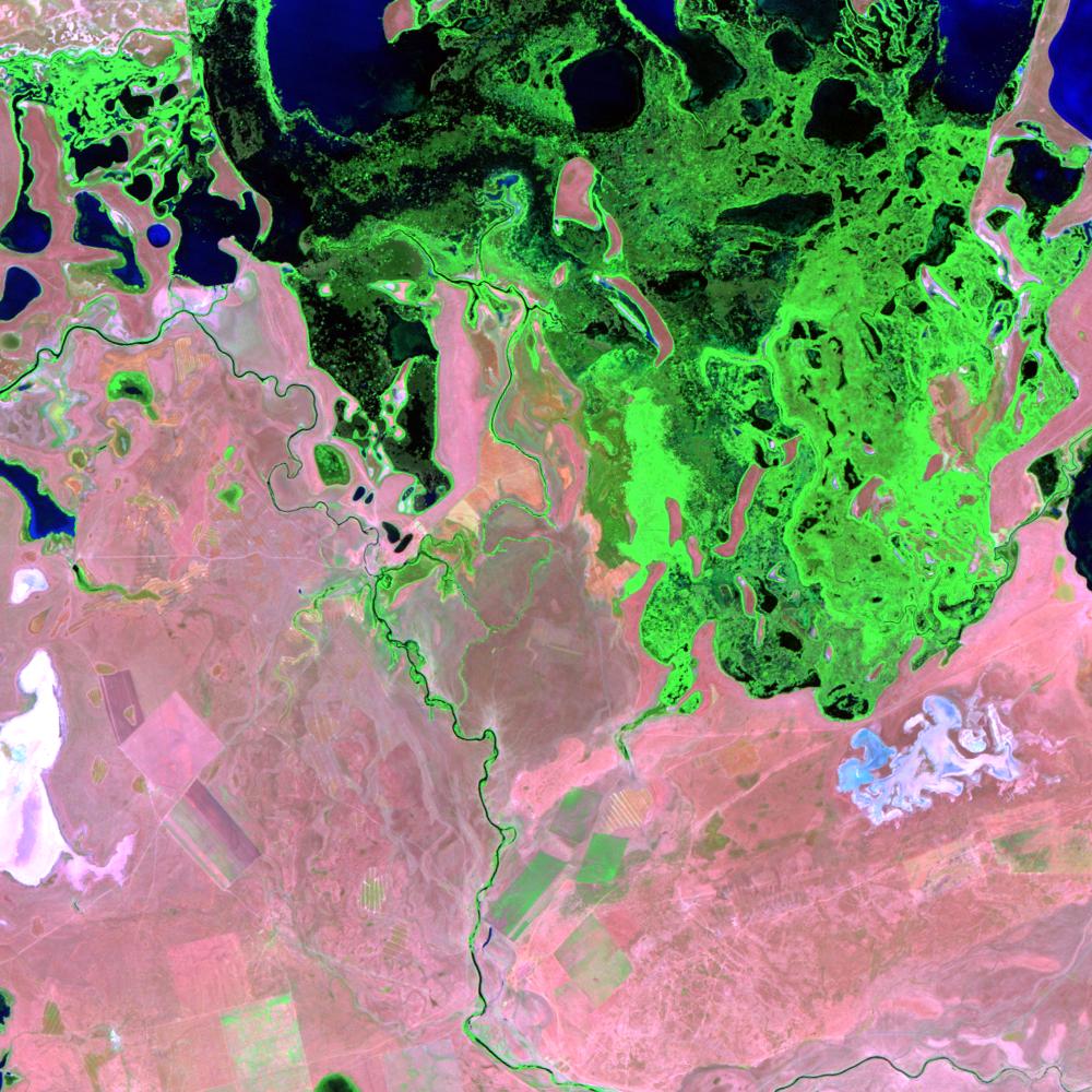 L5156025_19870816LakeTengiz