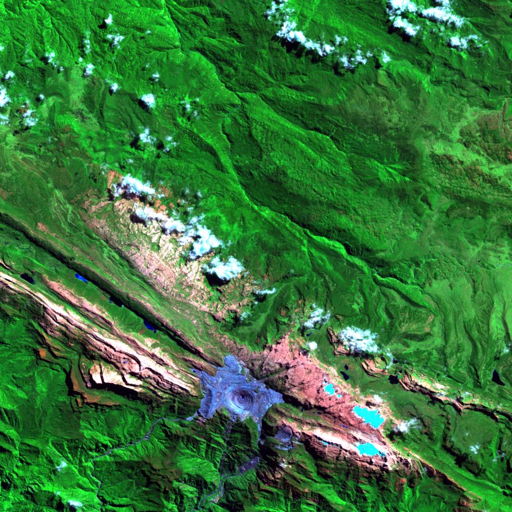 L71103063_20030529Puncak